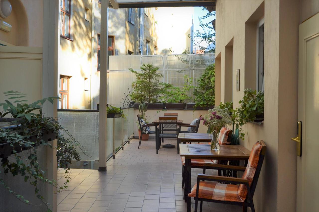 Self-Service Hotel Ostas Praha Eksteriør billede