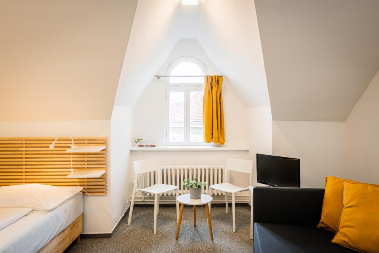Self-Service Hotel Ostas Praha Eksteriør billede