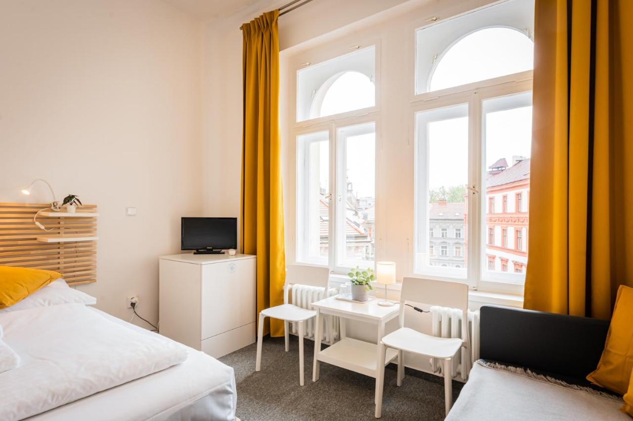 Self-Service Hotel Ostas Praha Eksteriør billede